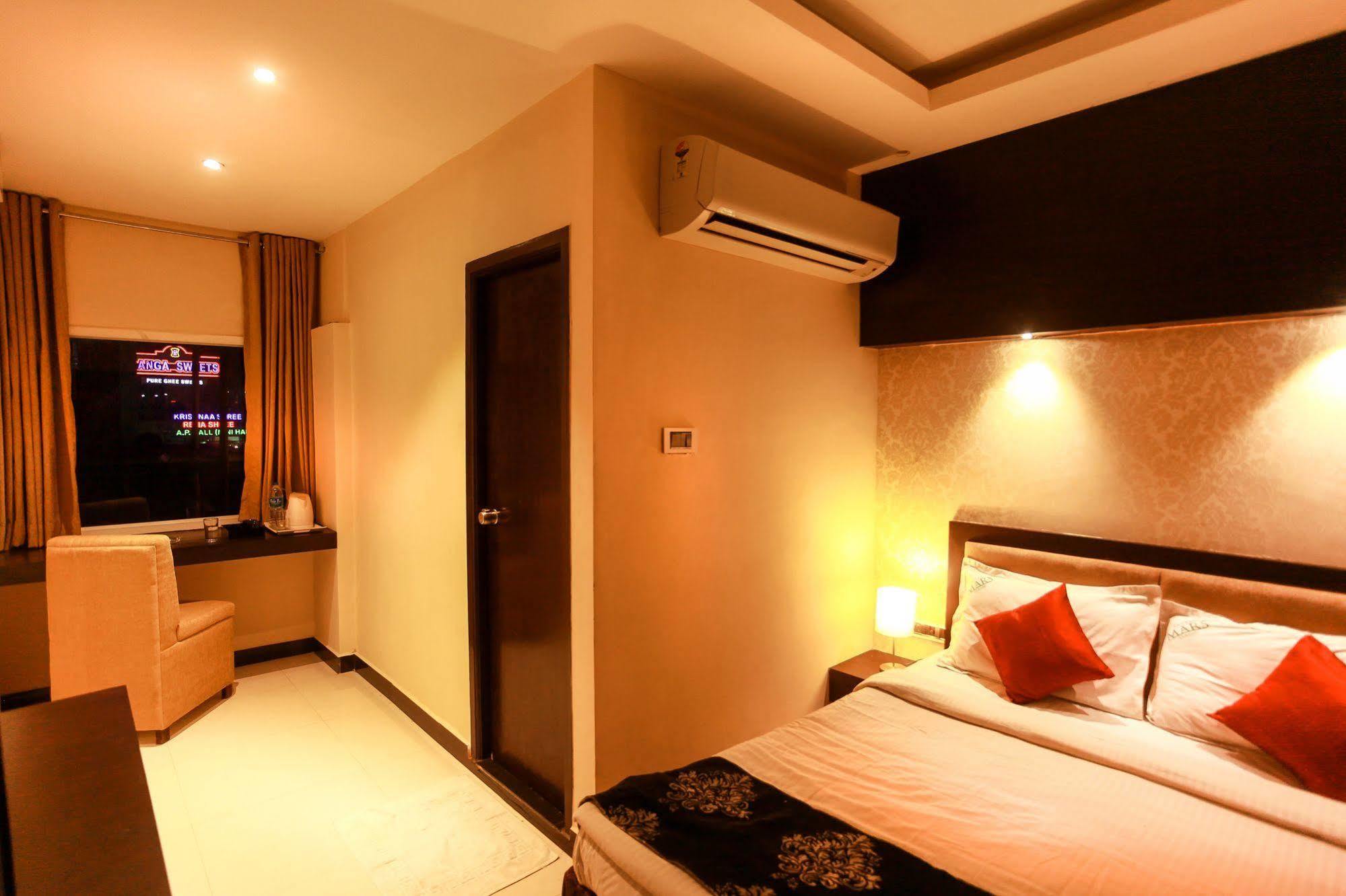 Hotel Mars Classic Chennai Exteriör bild